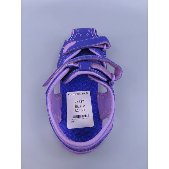 Timberland Child Size 3 Splashtown Closed Toe Fashion Sandals New - Picture 12 of 13